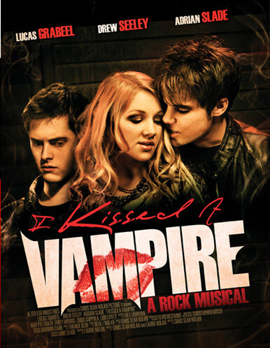 Я поцеловала вампира (2010) постер