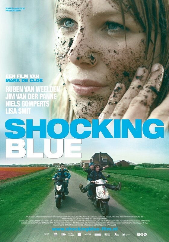 Шокирующие в голубом (2010) постер