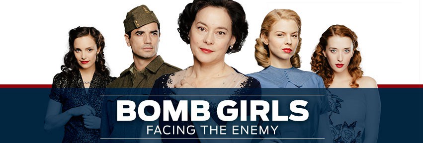 Девушки и бомбы: Лицом к лицу с врагом (2014) постер